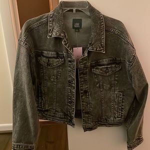 💎NWT💎 Wild Fable Cropped Denim Trucker Jacket